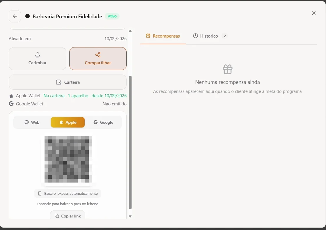 Painel Compartilhar com a aba Apple selecionada e o aviso de que o arquivo .pkpass é baixado automaticamente